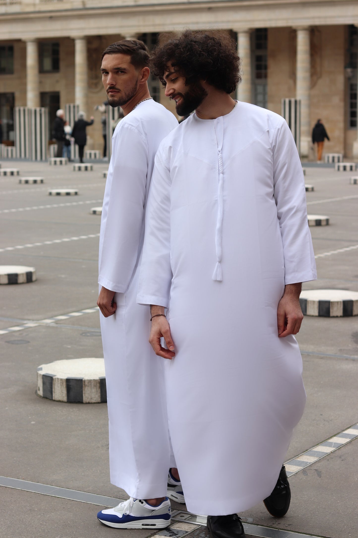 ALL WHITE EMIRATI QAMIS