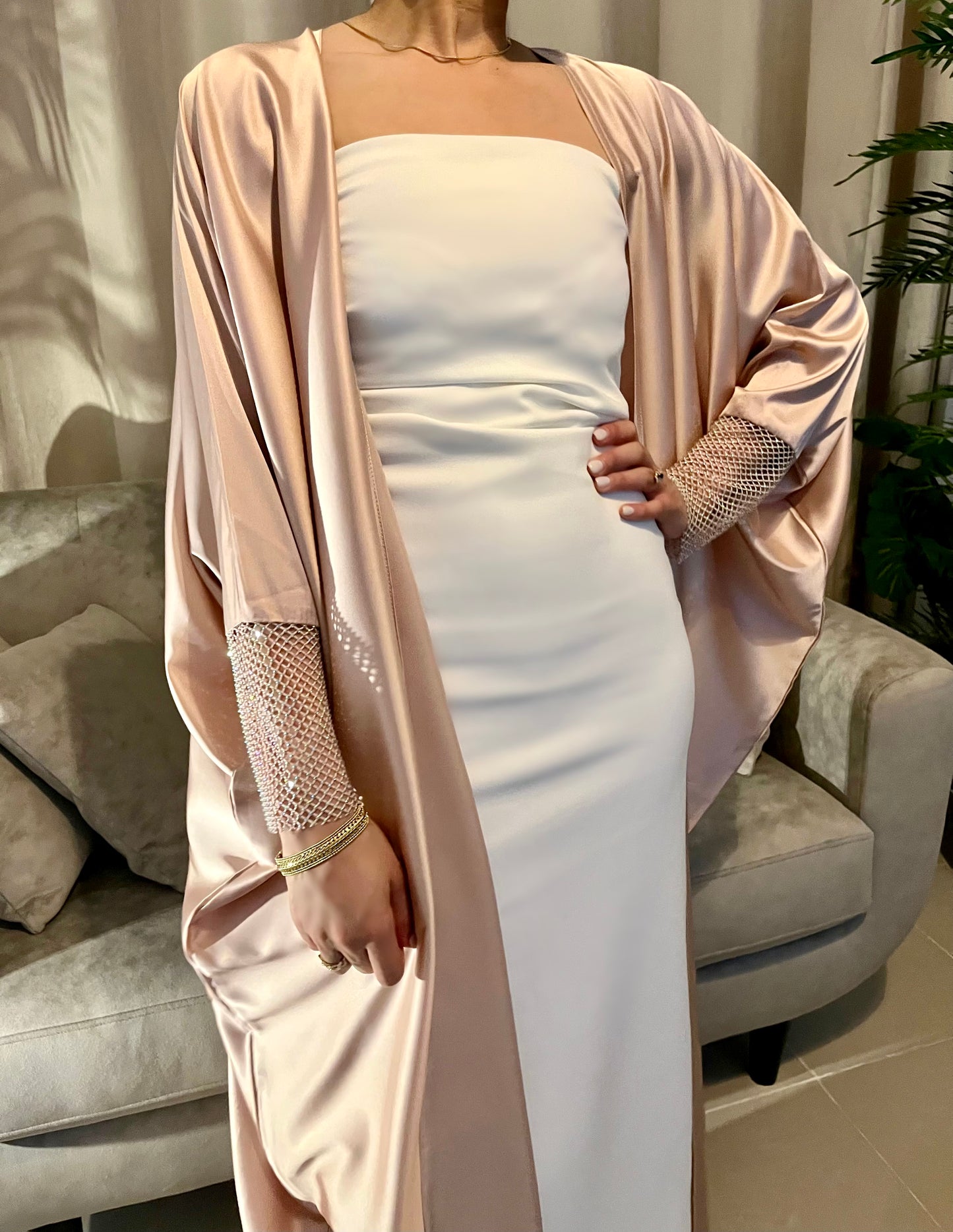 ELEGANT SATIN BLUSH ABAYA