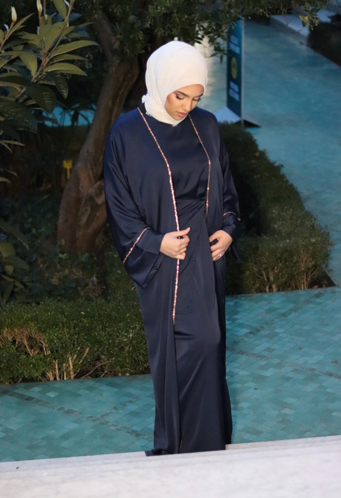 ROYAL NAVY SATIN ABAYA